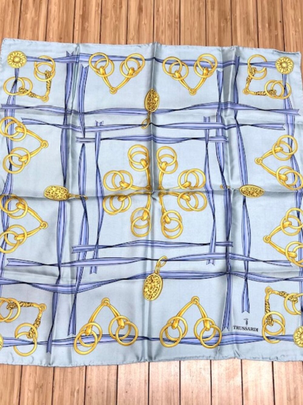 (2) Never Won TRUSSARDI Scarf Silk 20-22.5" Blue White Gold Chain ( 65) - Picture 13 of 14